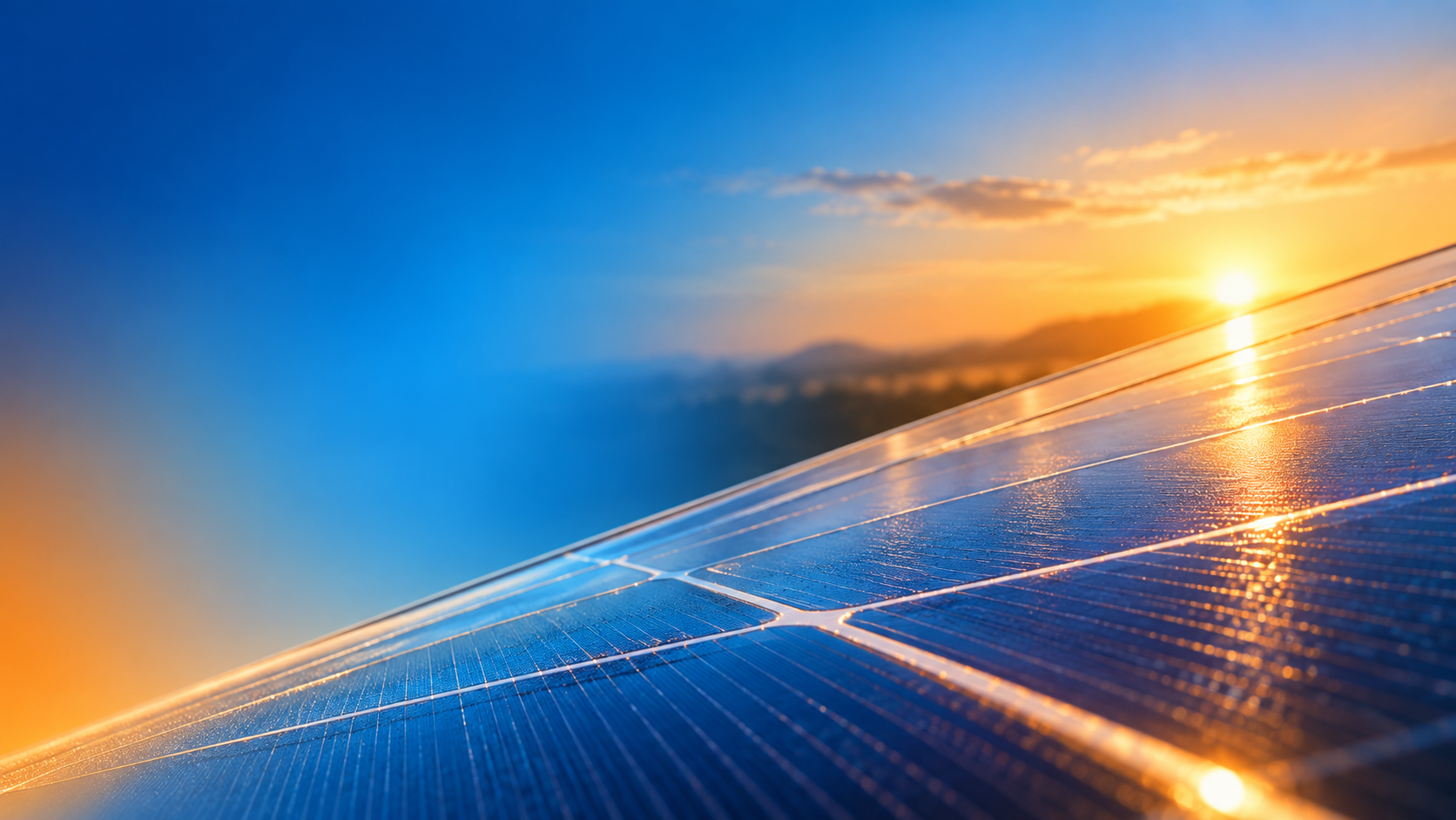 Painel fotovoltaico iluminado pela luz do sol